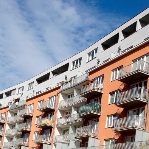 Cómo instalar un portero automático en un edificio